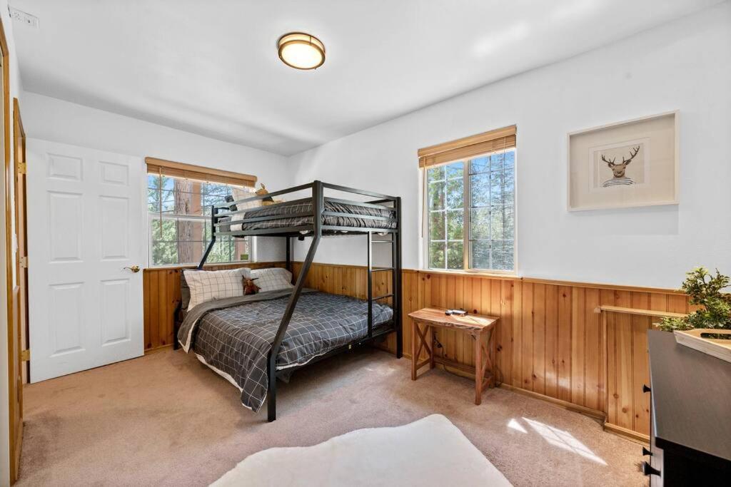 Cozy Cabin Perfect For 2 Families Биг Бэар Лейк Экстерьер фото